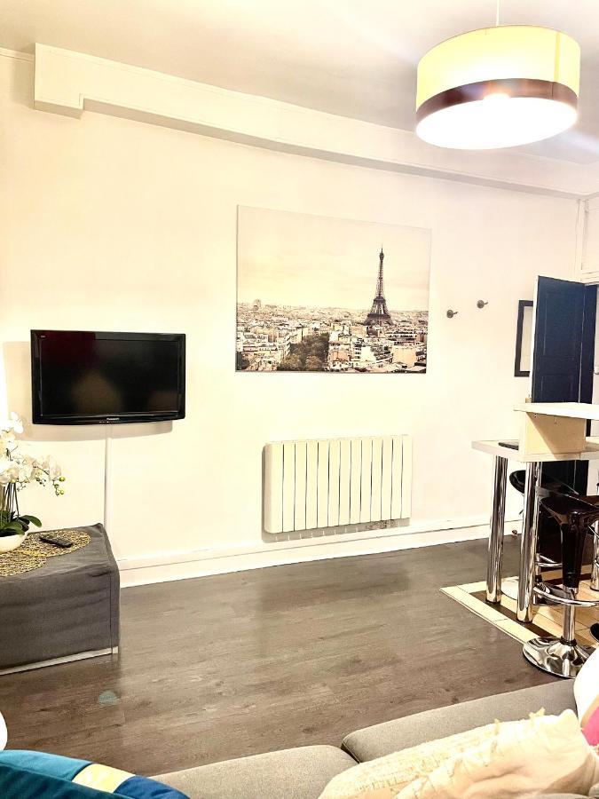 Cozy Studio Chatelet Paris Exterior photo